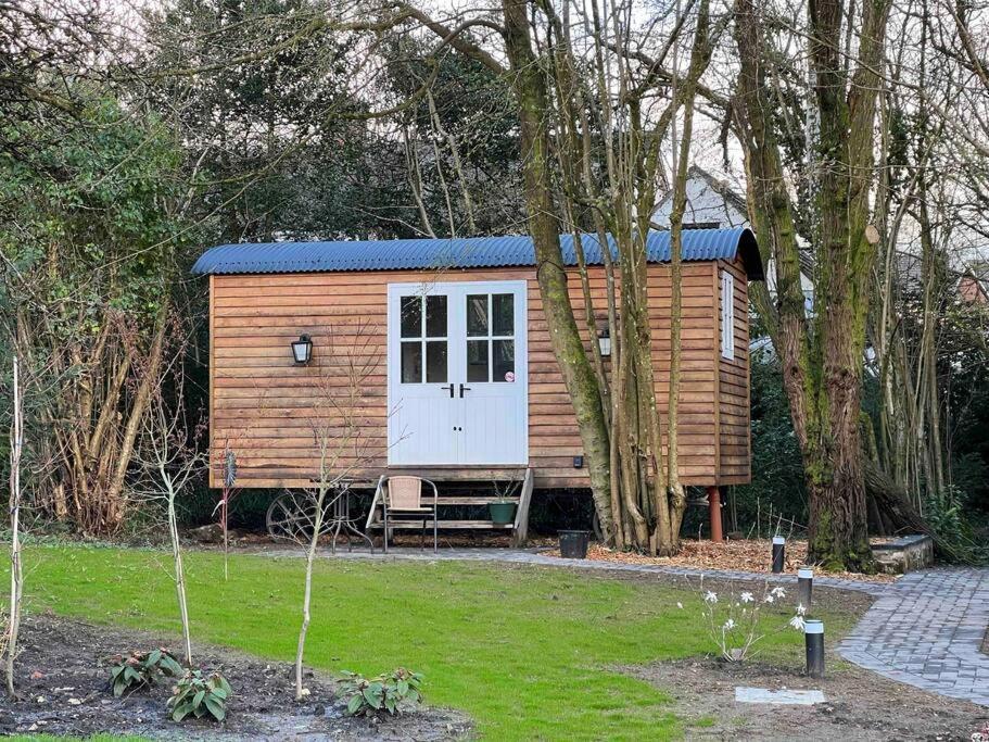 Tranquil Spot Shepherds Hut Cinderford Exterior photo